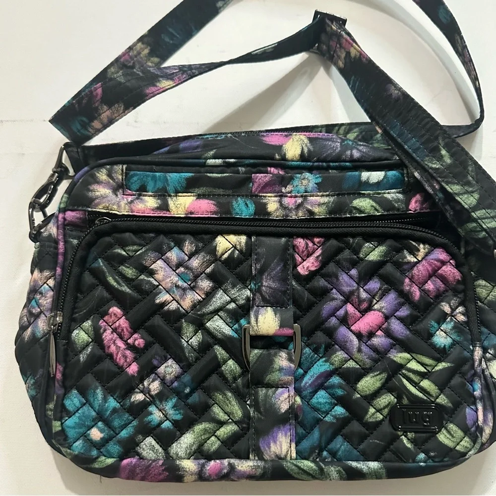 Lug Carousel XL Floral Quilted Women's Crossbody Bag Bloom Black - Picture 3 of 14